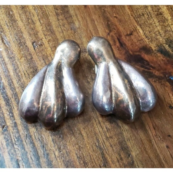Modernist ISRAEL Signed GW Sterling Silver hollow Earrings 925 Clip-On